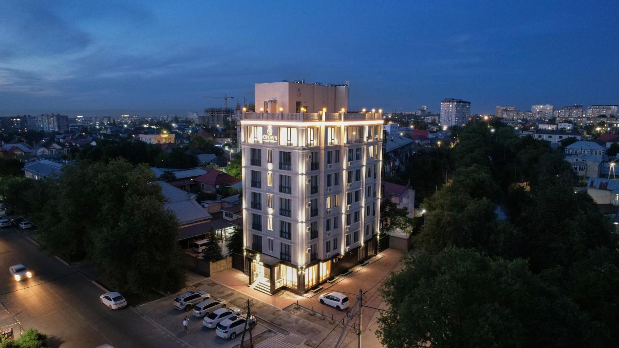 Crown Hotel Bischkek Exterior foto