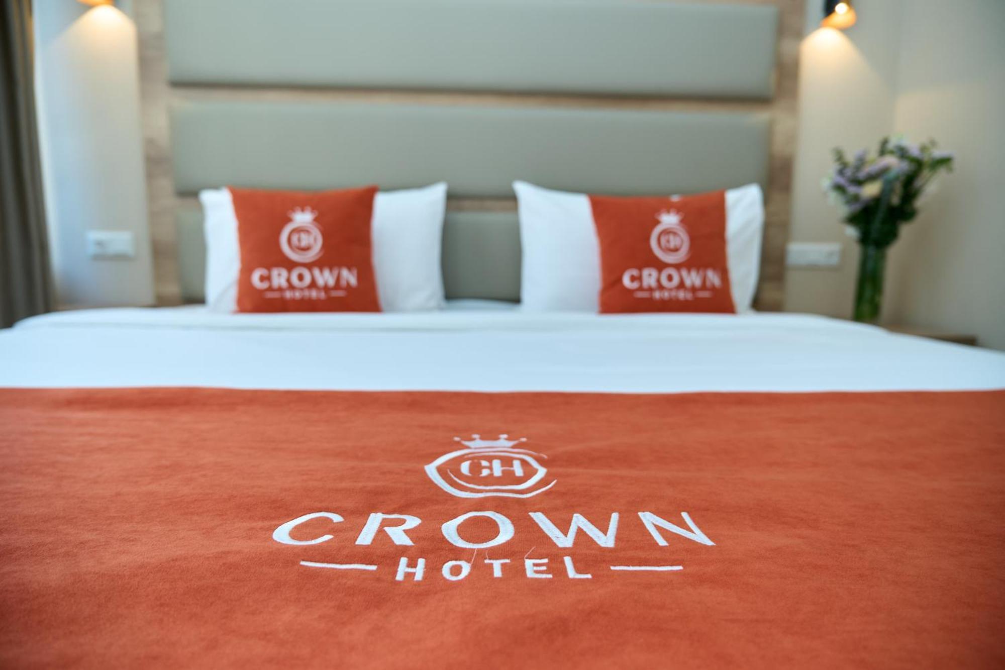 Crown Hotel Bischkek Exterior foto